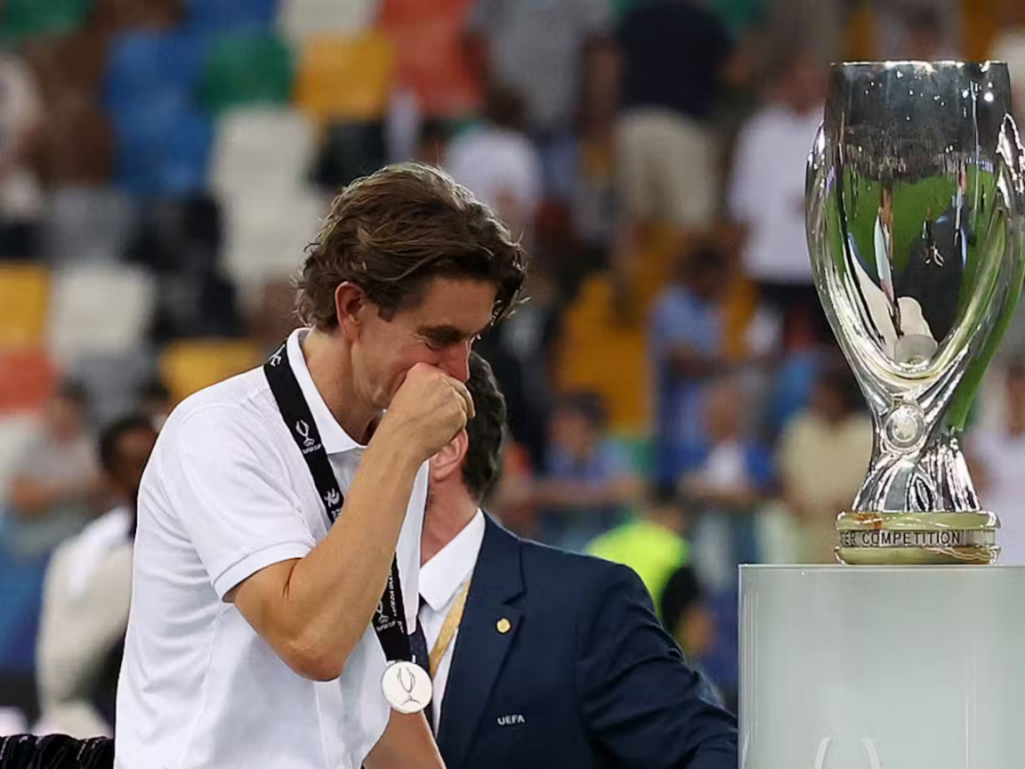 包含NBA总决赛倒计时，法兰克福集结日战术微调，细节引发关注，球迷炸锅，更衣室氛围转暖的词条-金年会电竞